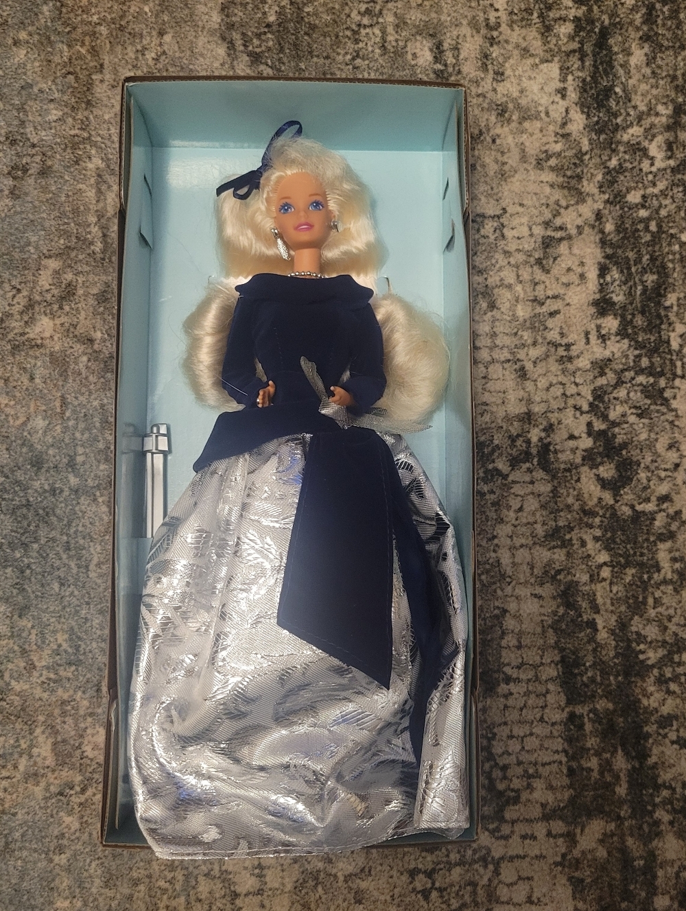 Vintage 1995 Winter Velvet Barbie - Avon Exclusive NIB